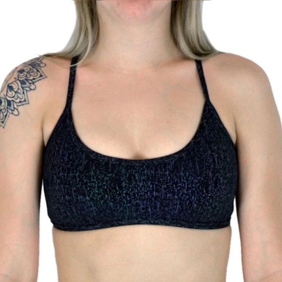 Hoaka Swimwear Top - Picture 3 of 7